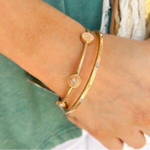 Boutique Distressed gold bangle bracelet Set with rhinestone detailing!